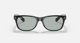 RB2132F New Wayfarer Classic